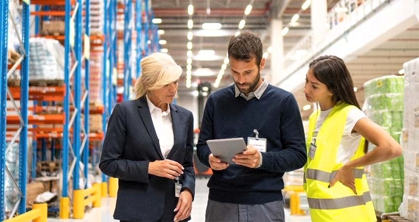 ¿Por qué es importante la preparación de pedidos en un almacén?