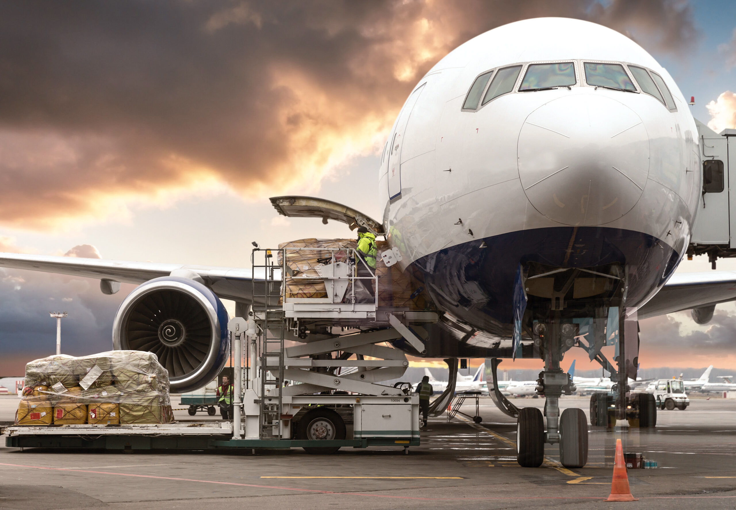 Fletes aéreos: ¿Cuál es la importancia del costo en el proceso de transporte de mercancías?