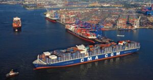 transporte de carga marítima