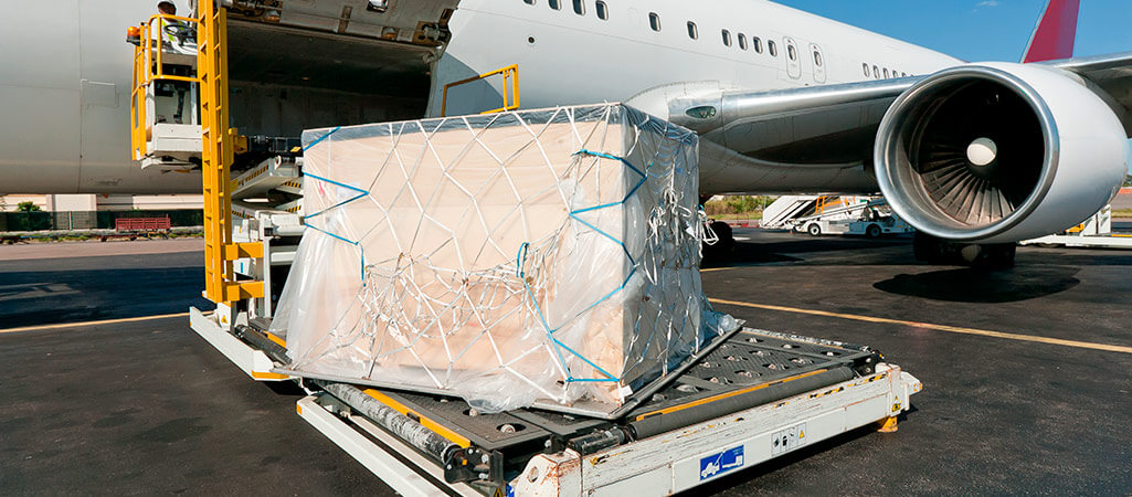 Transporte aéreo de carga: ventajas y desventajas