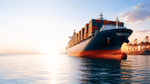 Transporte marítimo internacional para empresas, ideal para importación y exportación de carga pesada. Gestiona tus envíos de forma segura y eficiente.